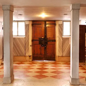 Casa Dolce 3*, Venice Italy