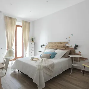 Maison Coquette 2*, Rome Italy